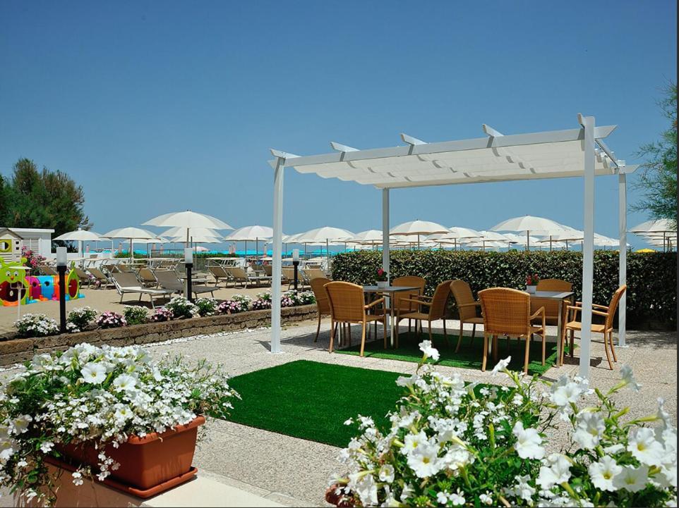 Hotel Napoleon San Mauro Mare エクステリア 写真