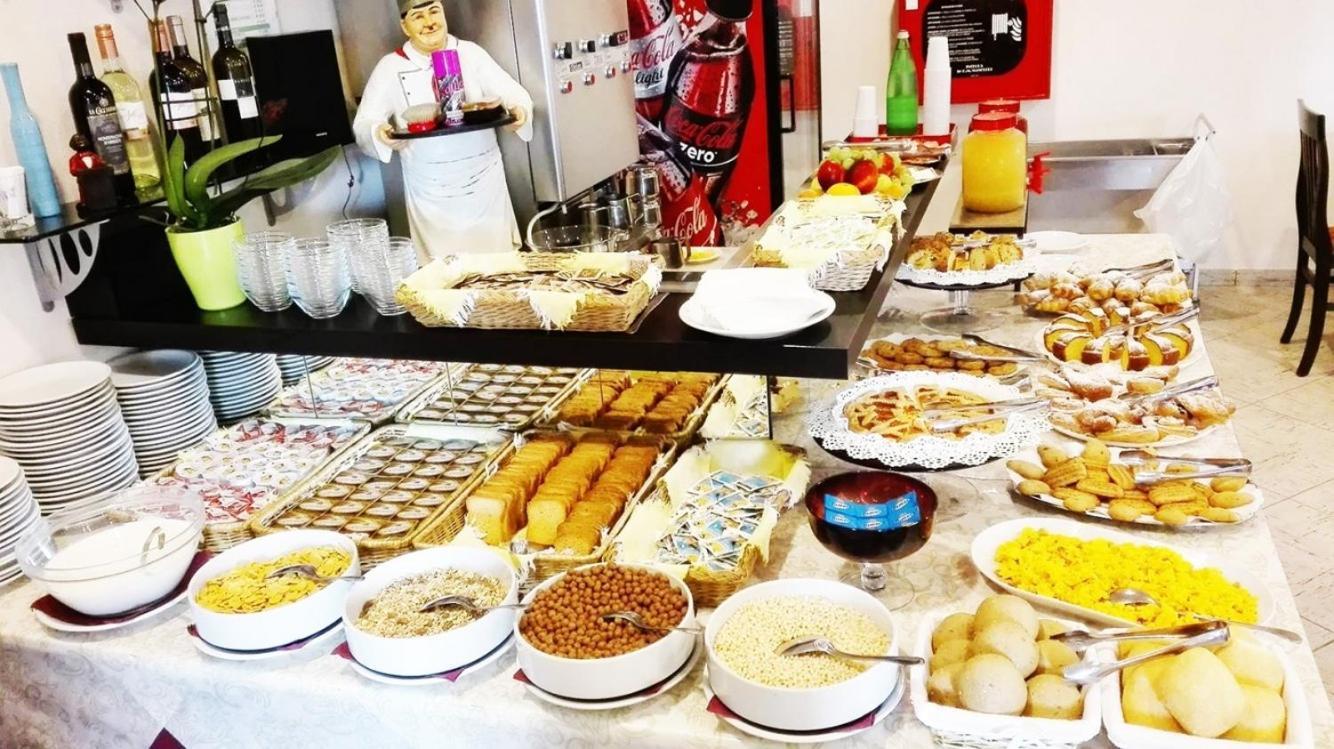 Hotel Napoleon San Mauro Mare エクステリア 写真